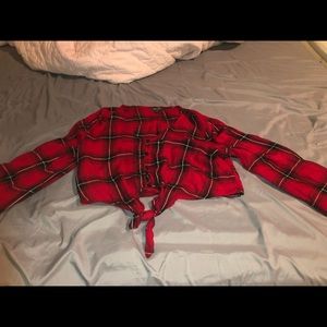 Super cute plaid crop